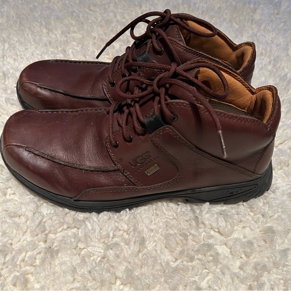 UGG Vibram Leather Lace-Up Chukka Boots Men’s Size 10.5 - Picture 4 of 12
